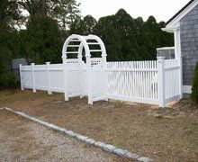 Vinyl fencing