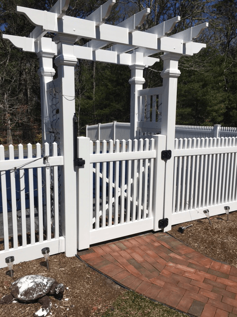Vinyl fencing