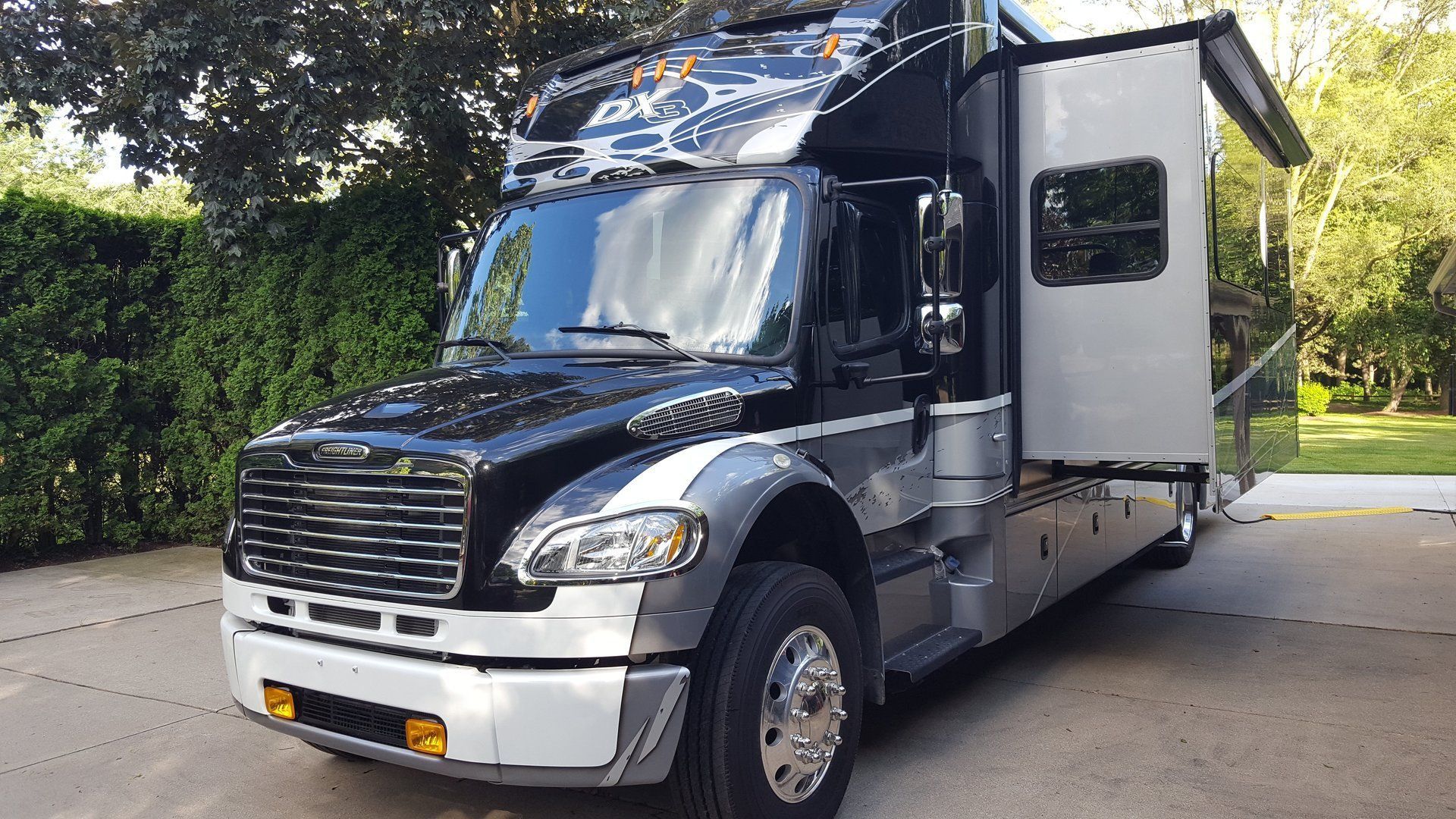 Commercial  truck Tinting