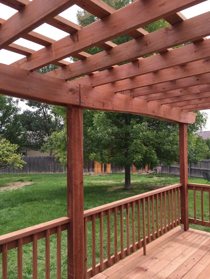 Curved pergola header