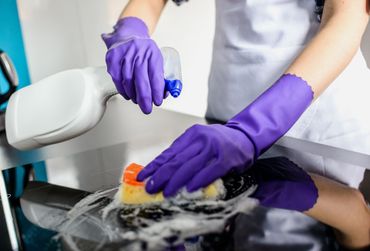 Kitchen cleaning