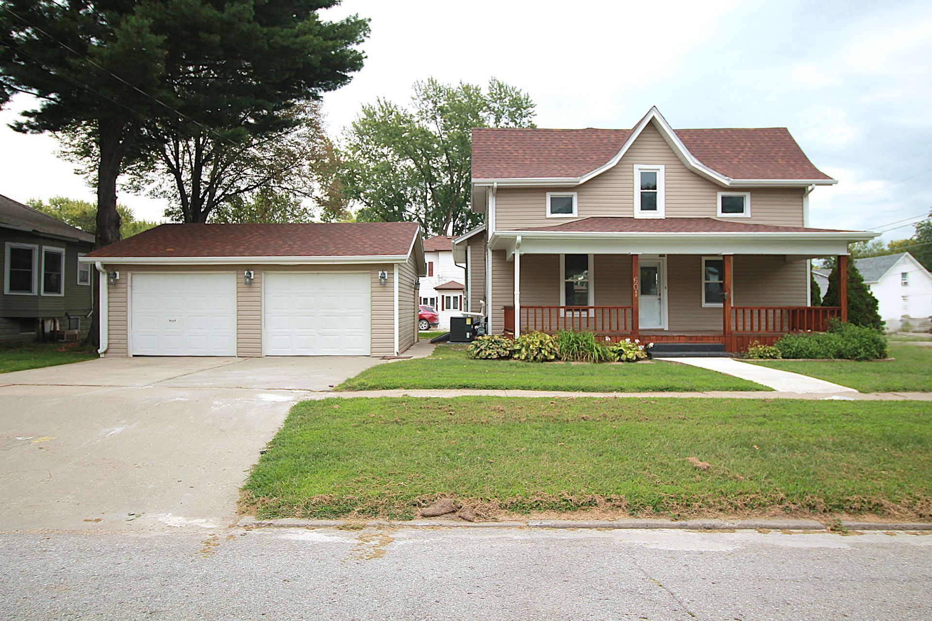 601 N 14th St., Clarinda, IA
