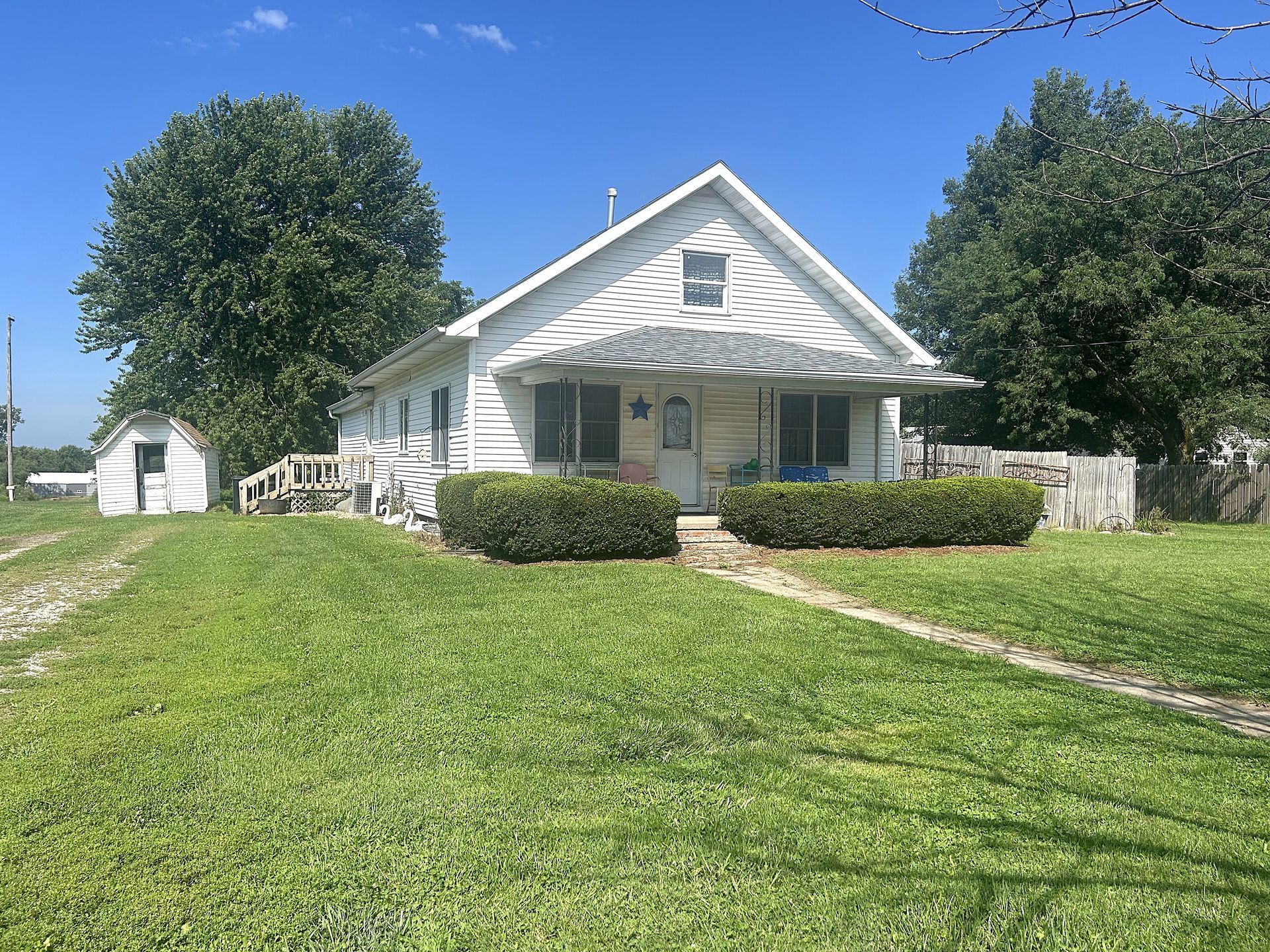 200 Washington St., New Market, IA
