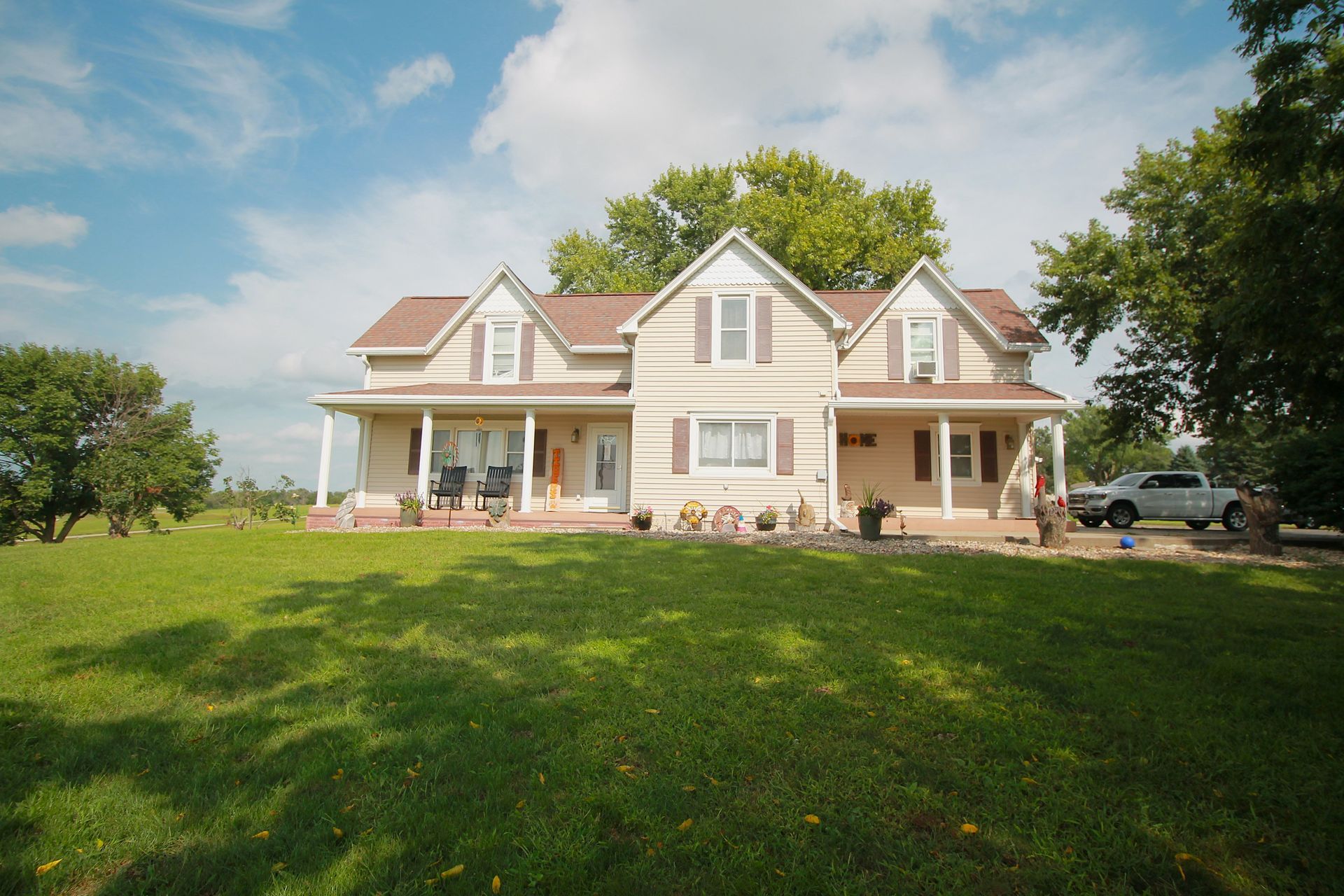 506 Halland Dr., Stanton, IA