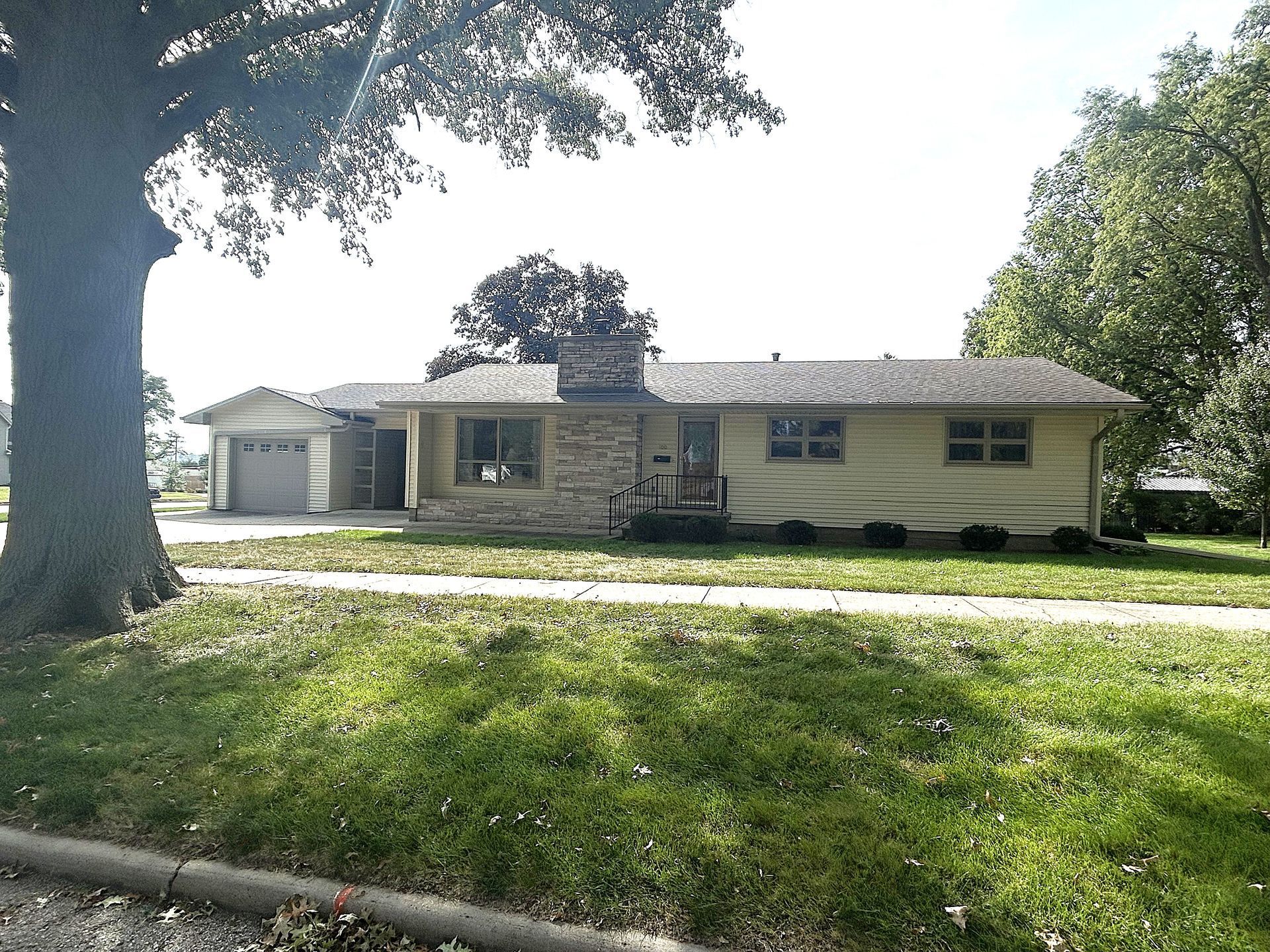 100 W Willow St., Clarinda, IA