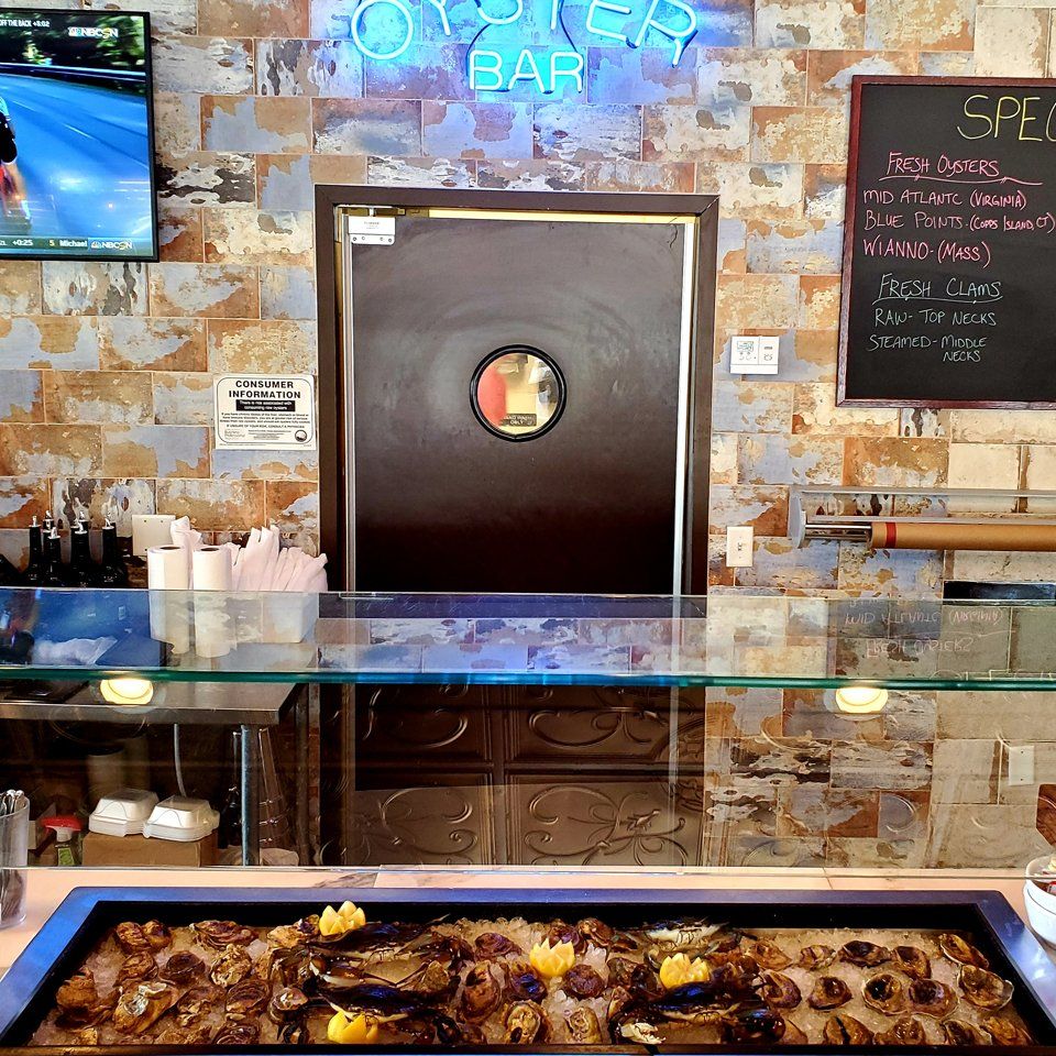 Crabbys Oyster Bar Seafood Restaurant Jensen Beach, FL