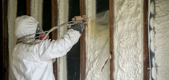 Spray foam insulation service