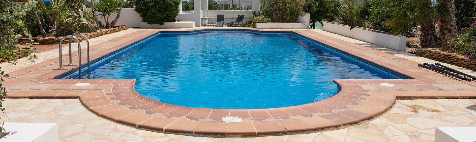 Pool Maintenance and Repair Services