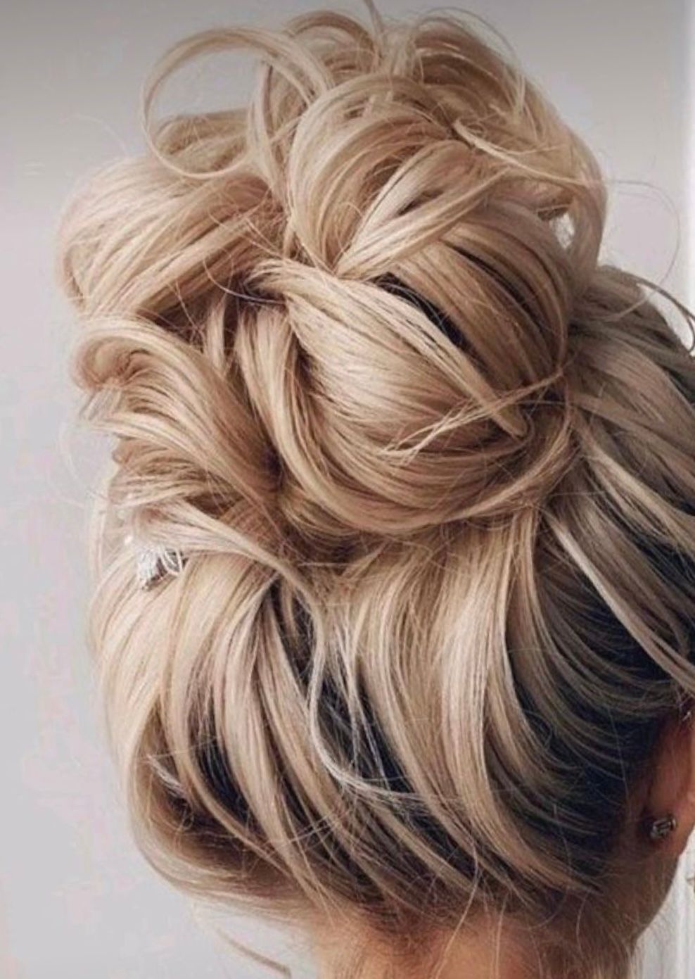 pretty bun hairstyle