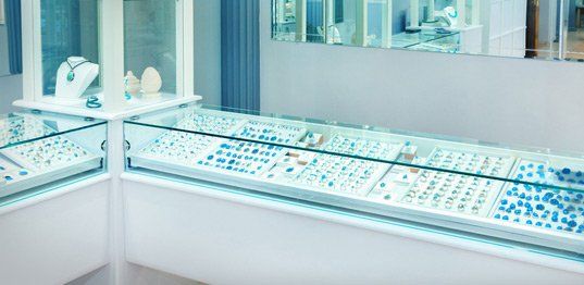 Jewelry store showcase glass