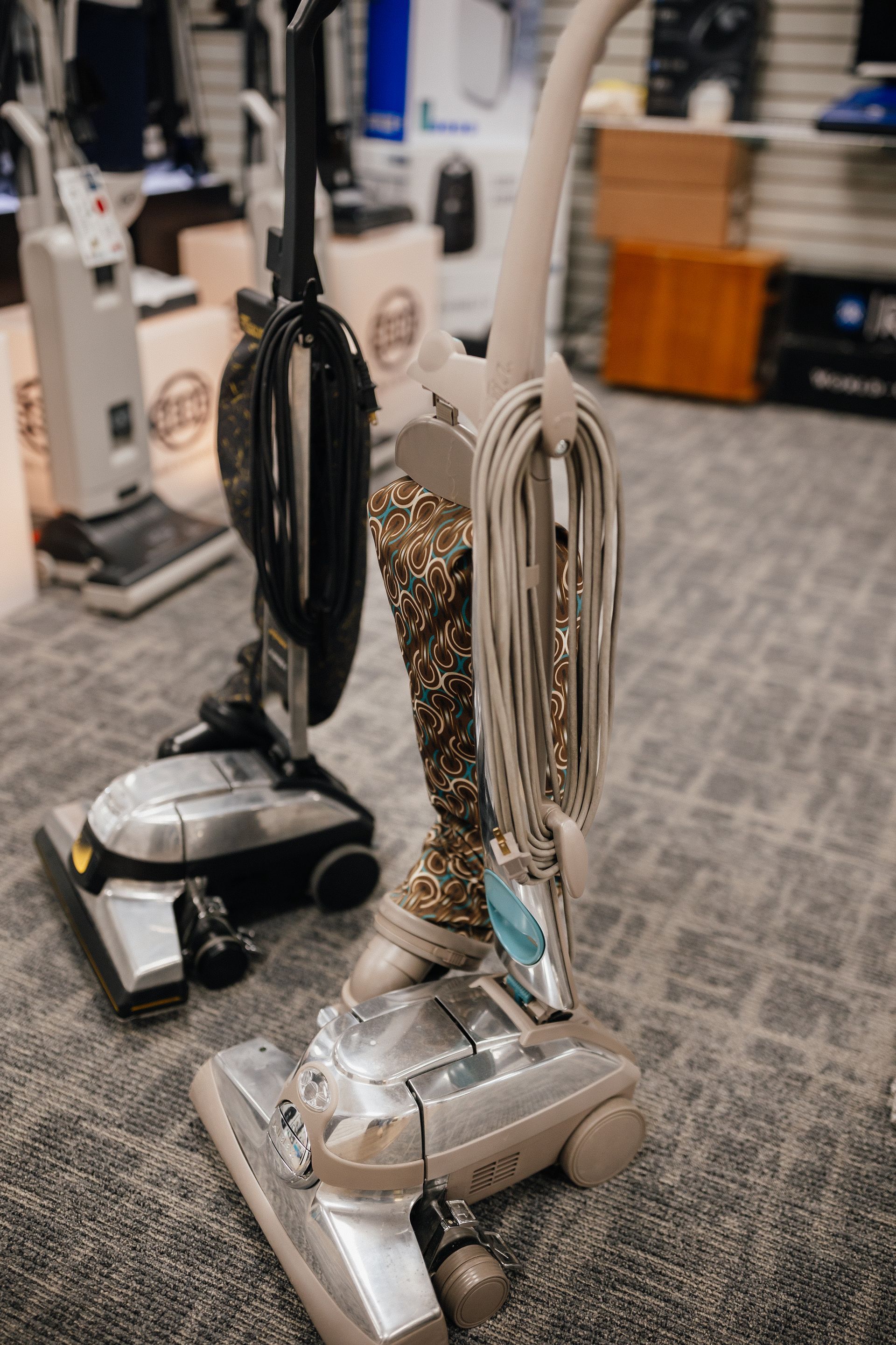 Vacuum store display