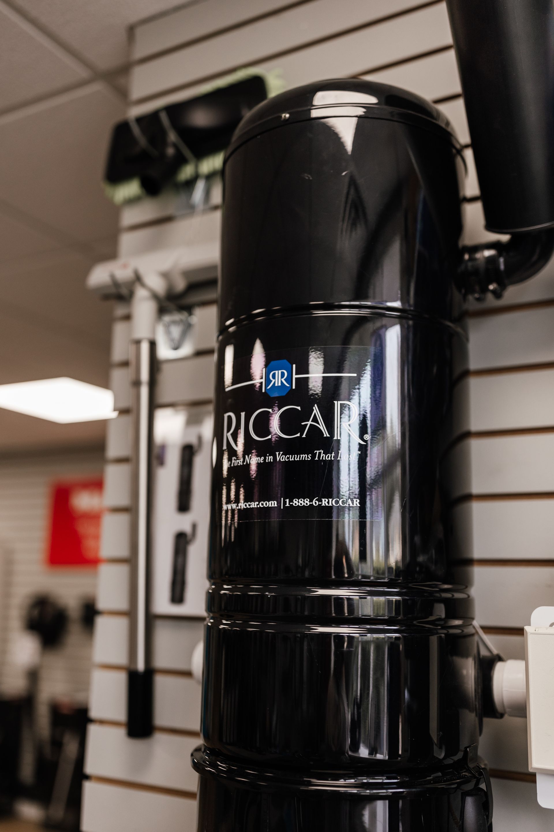 Vacuum display product