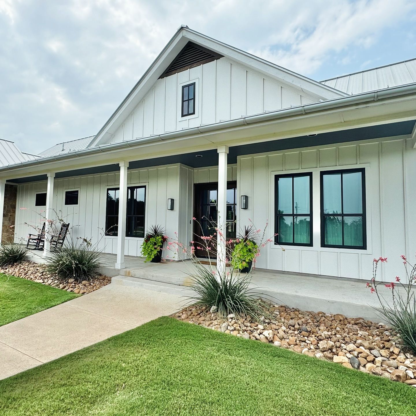 Collage of a house being painted, with a ladder and workers on the roof.
