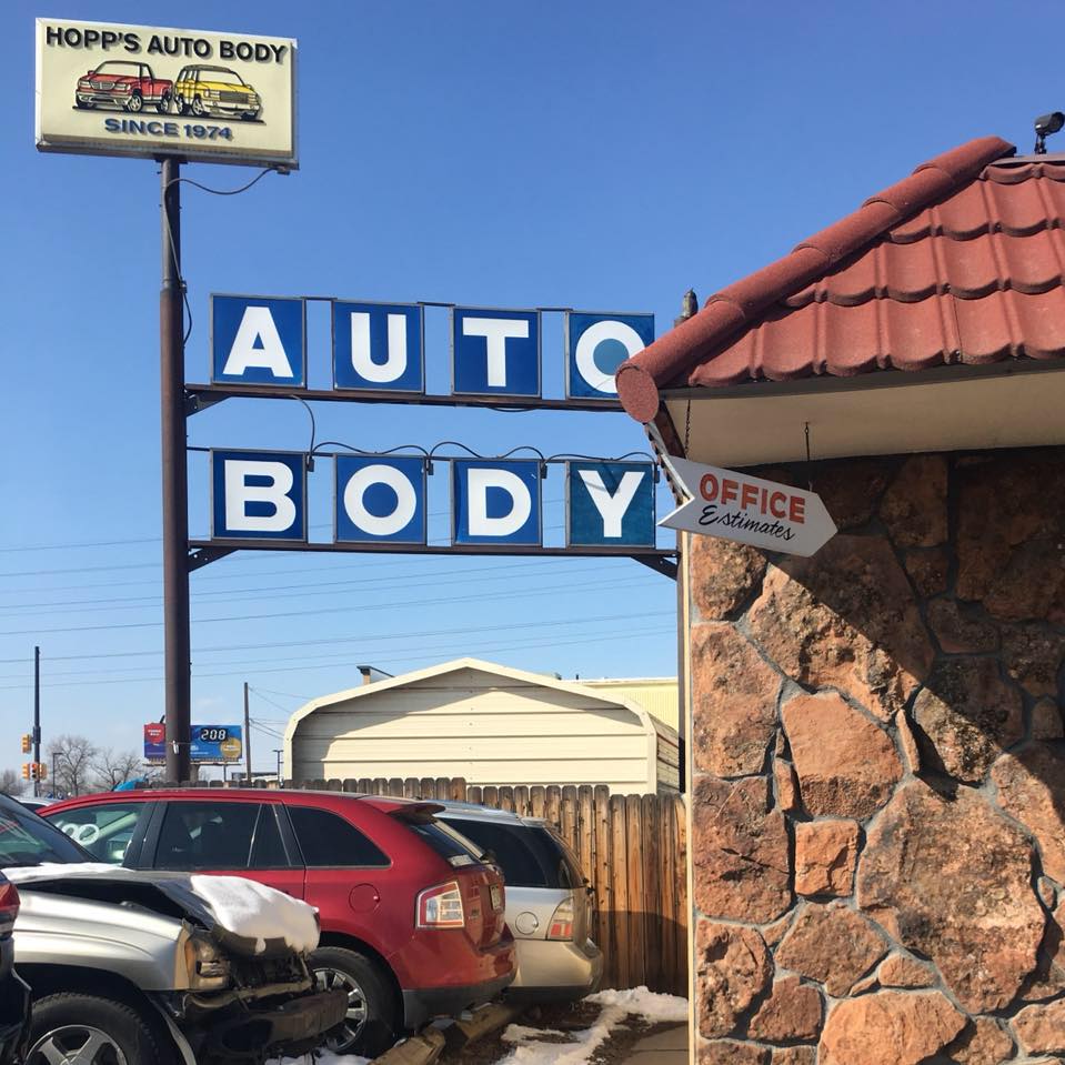 Hopp's auto shop