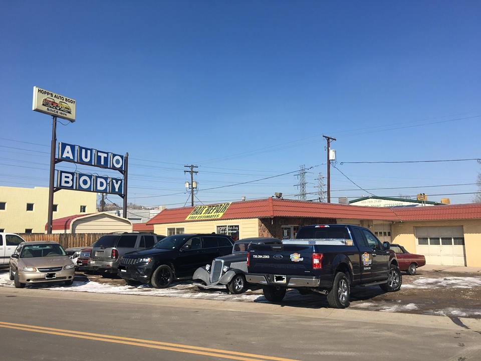 Hopp's auto shop