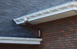 House roof gutters