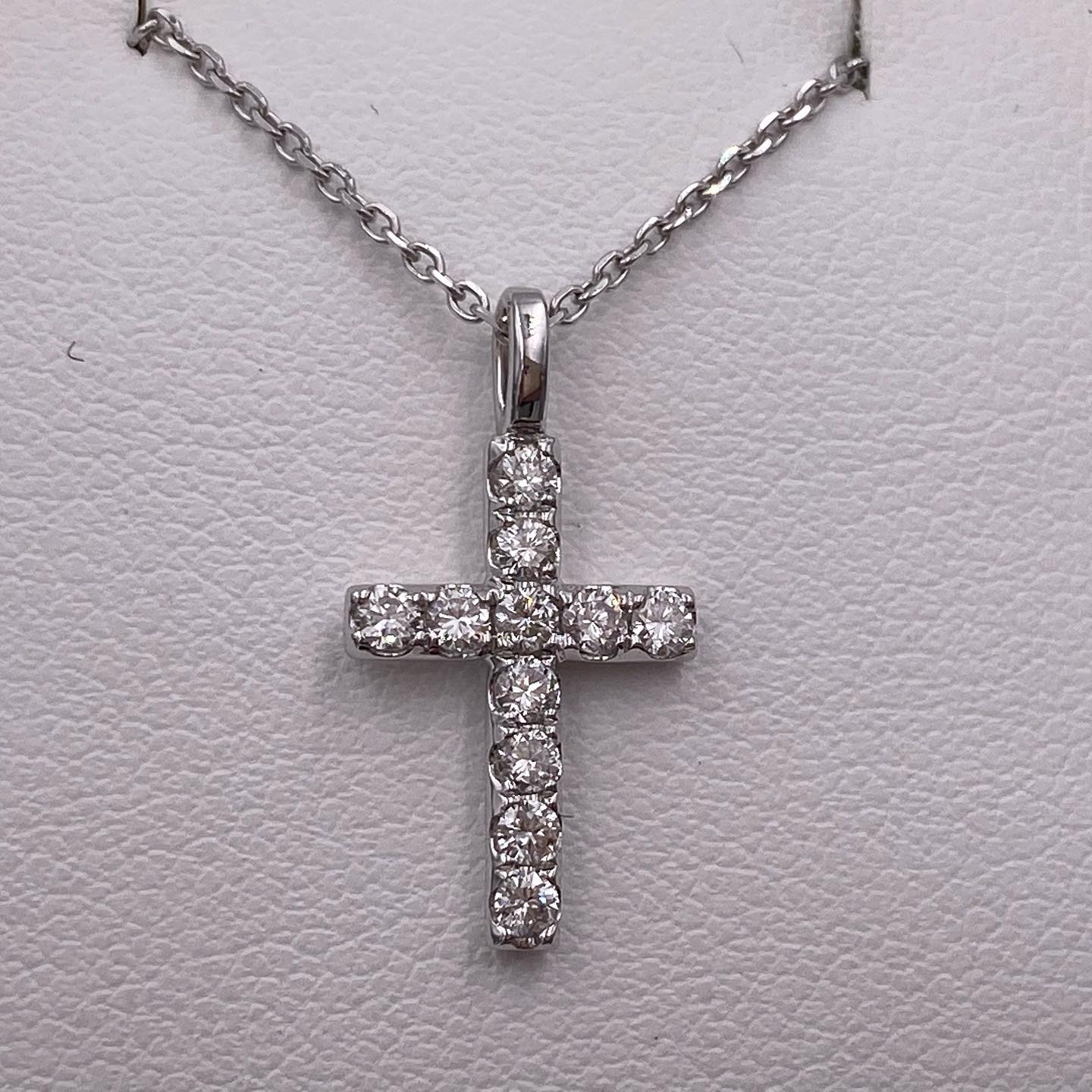 Cross pendant