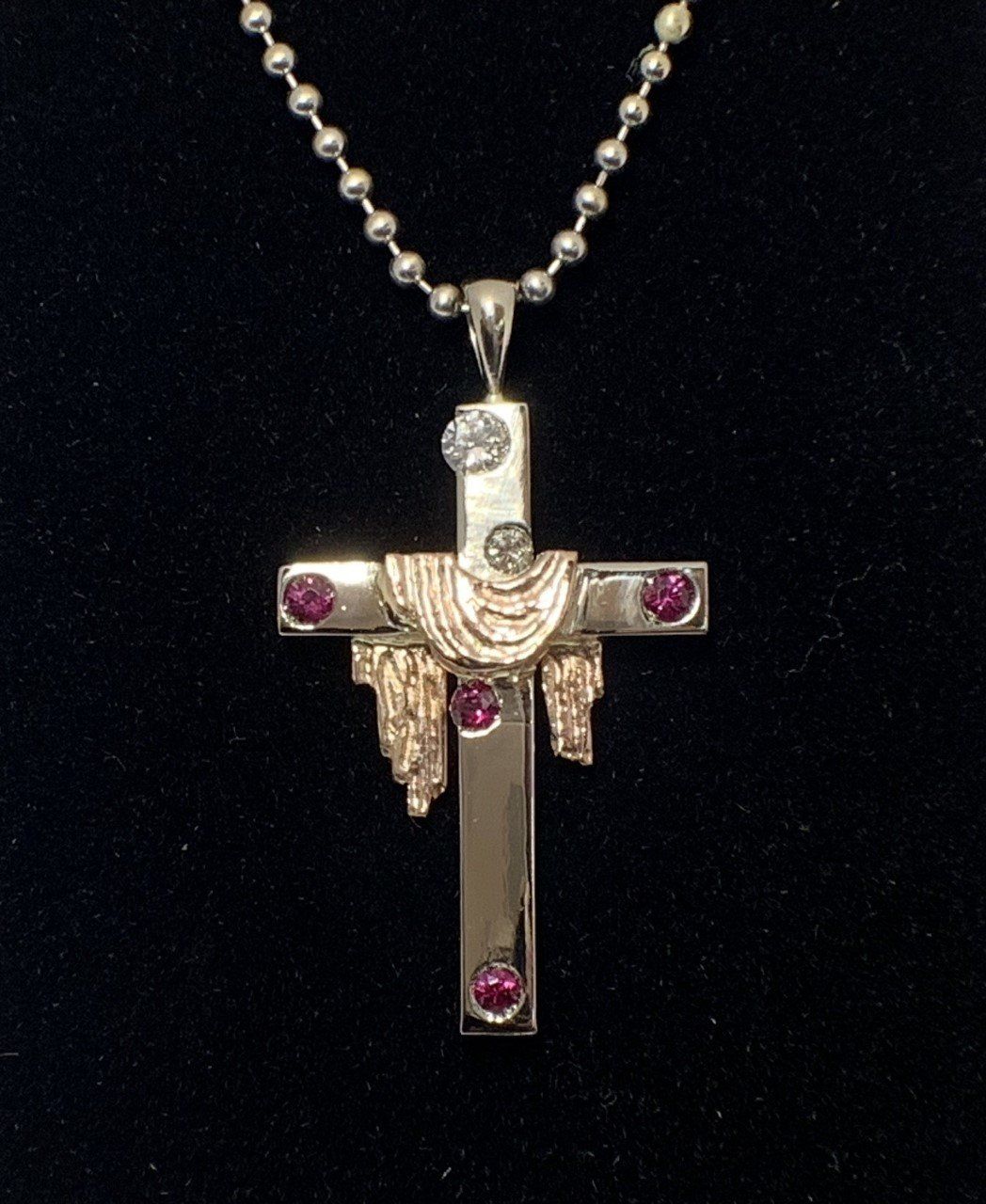 Cross pendant