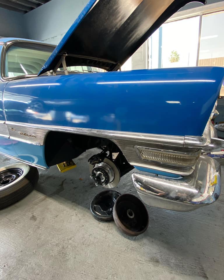 blue car