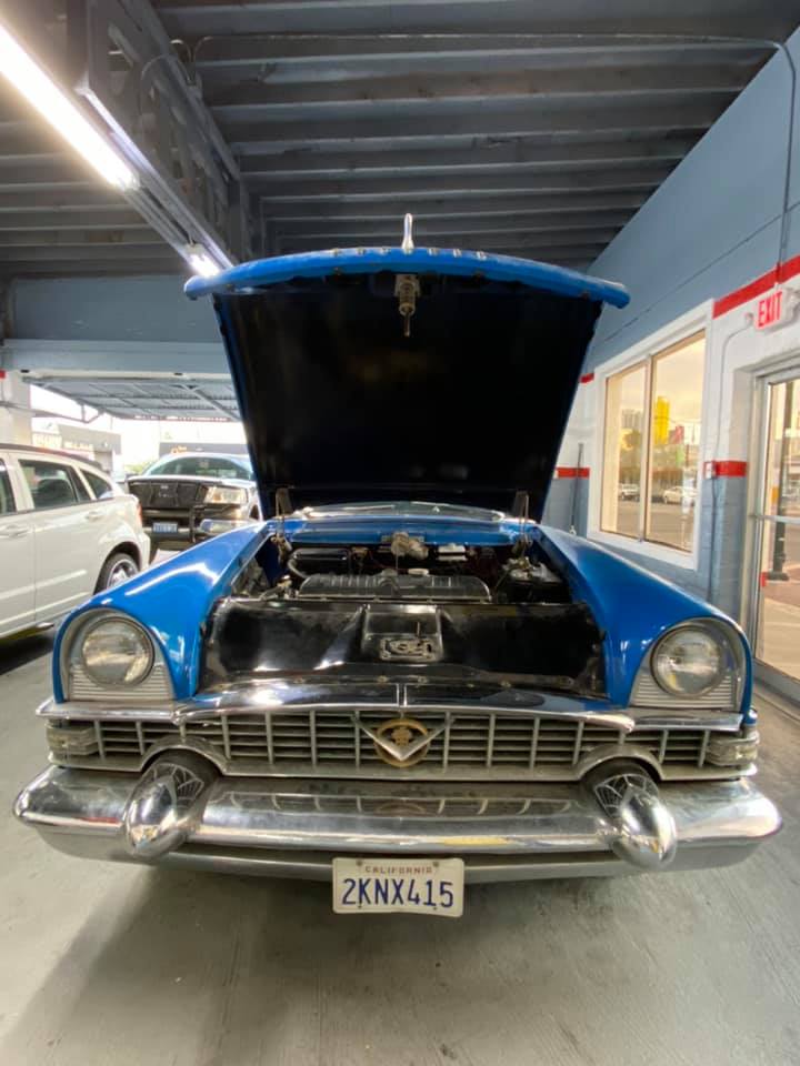 blue car