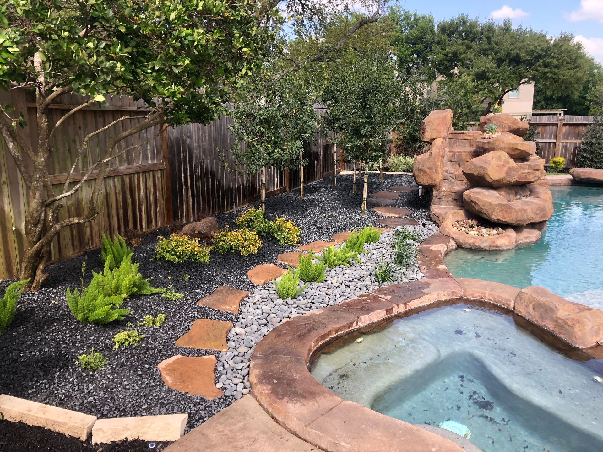 Manicured Landscapes Inc. award winning design #7