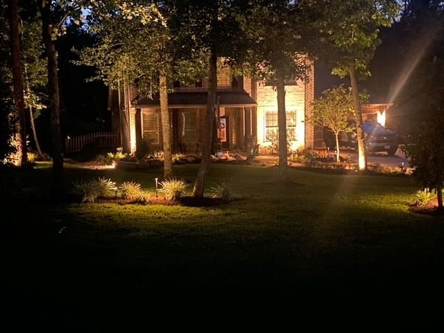 Manicured Landscapes Inc. landscape lighting work