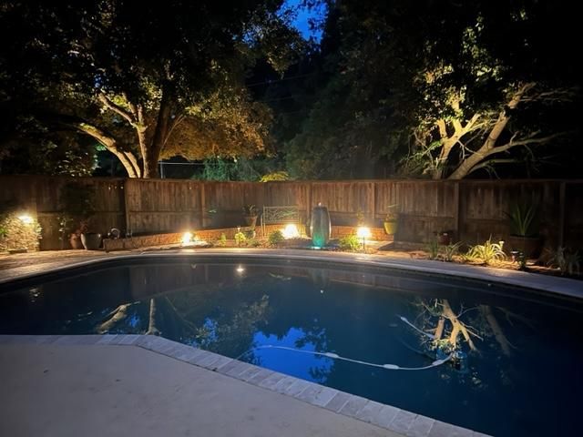 Manicured Landscapes Inc. landscape lighting work