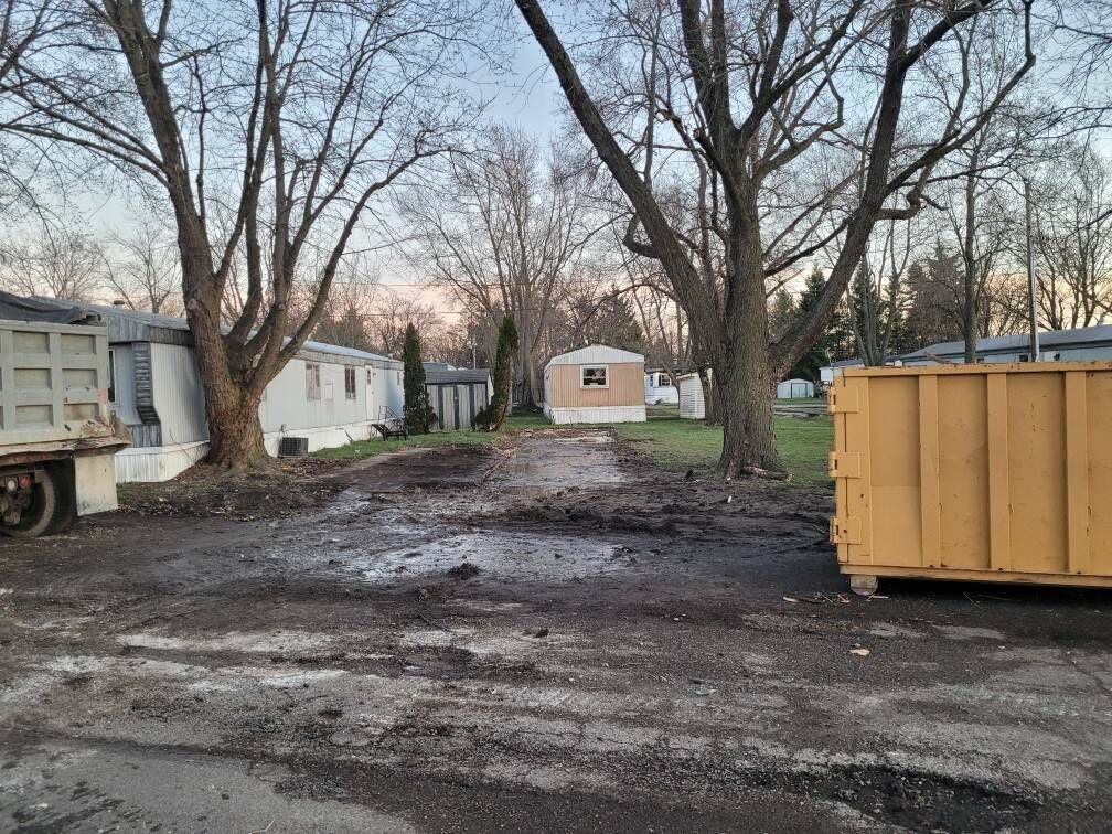 Hill Demolition and Excavating
