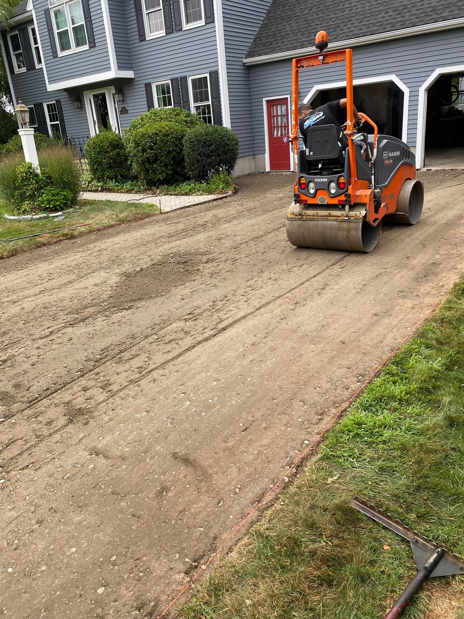 Hamm asphalt paving equipment