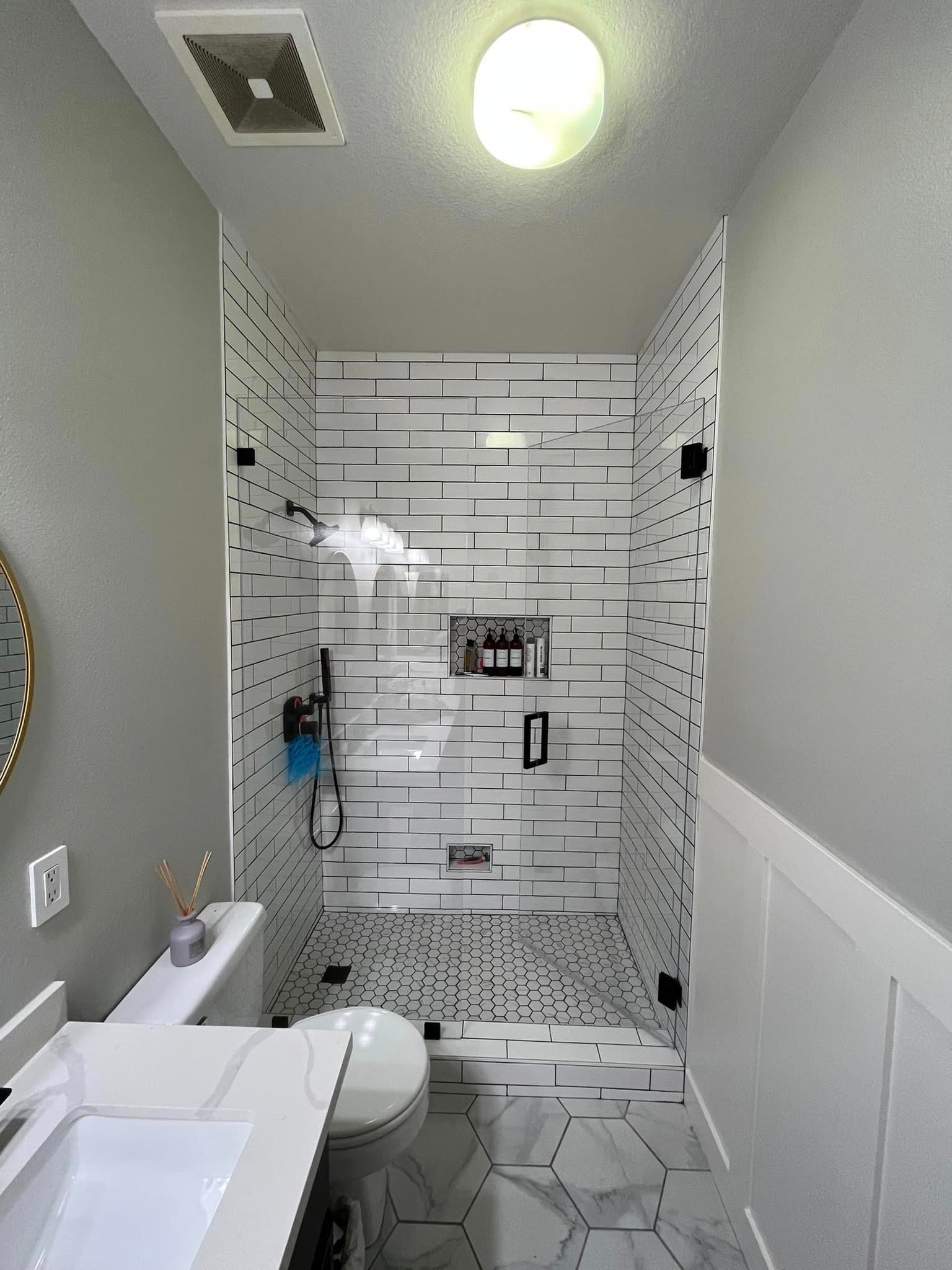 Shower enclosure