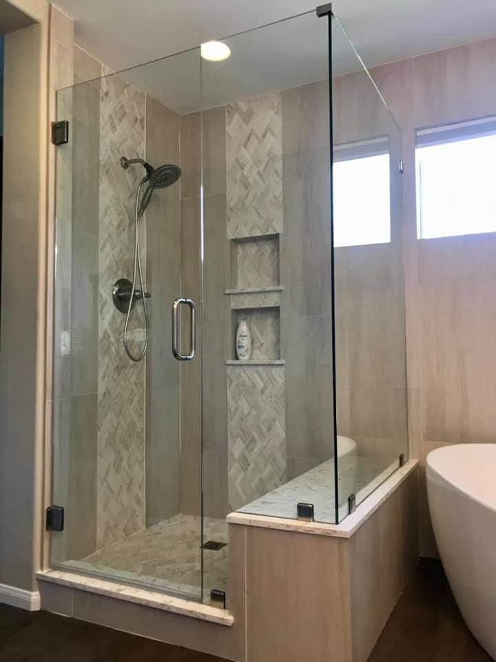 Shower glass enclosure