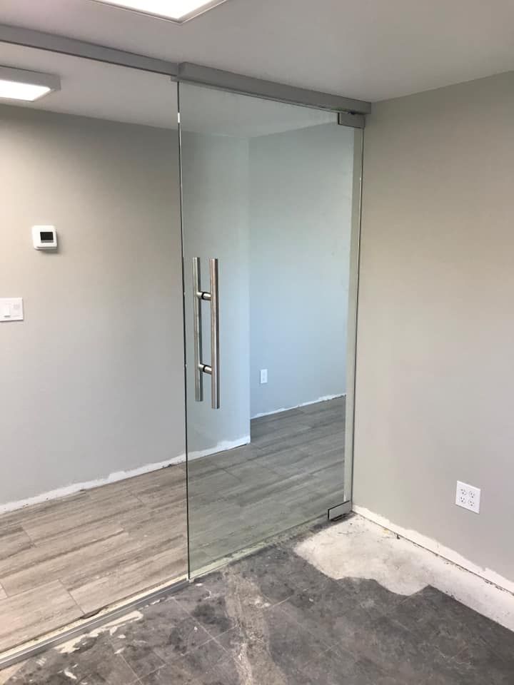 Commercial glass works