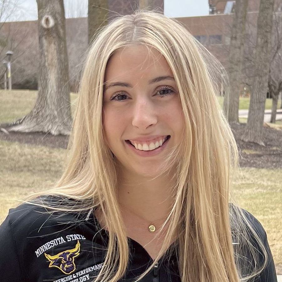 Tess Limberg, Clinical Intern
