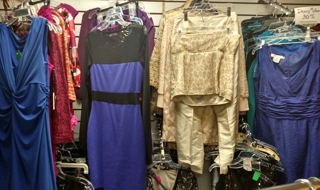 Ladies boutique outlet dresses