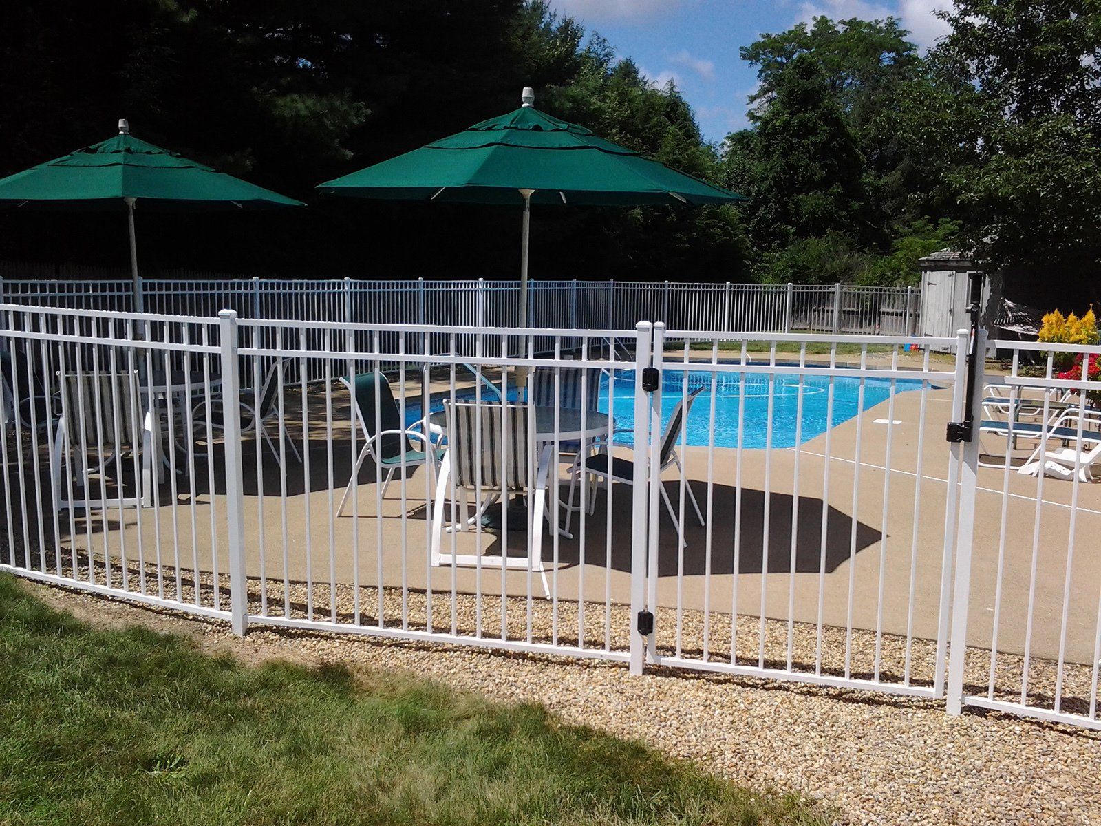 Metal fencing