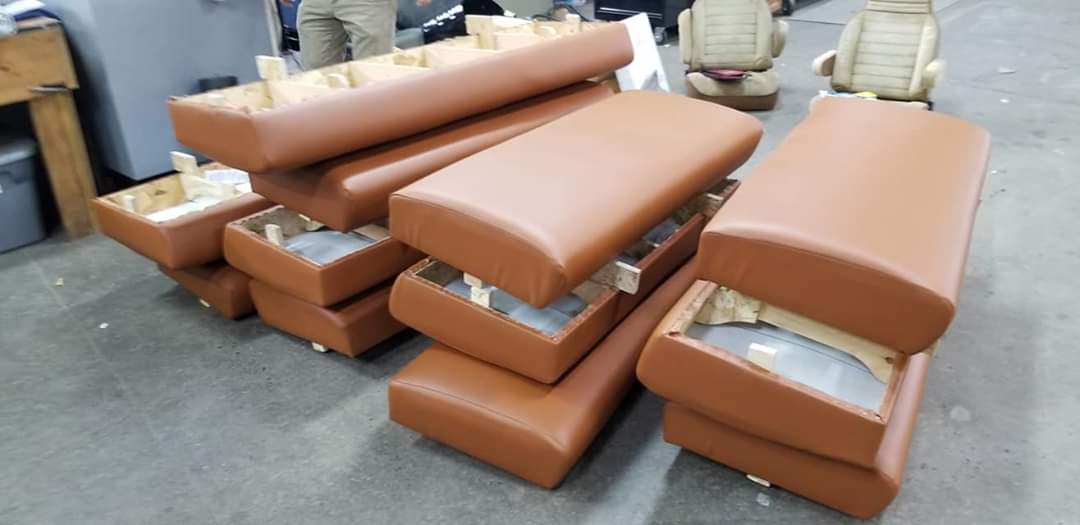 Auto upholstery service