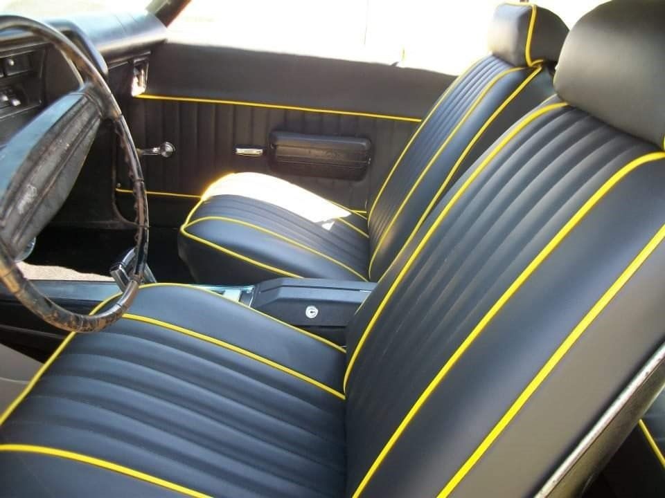 Custom auto Upholstery