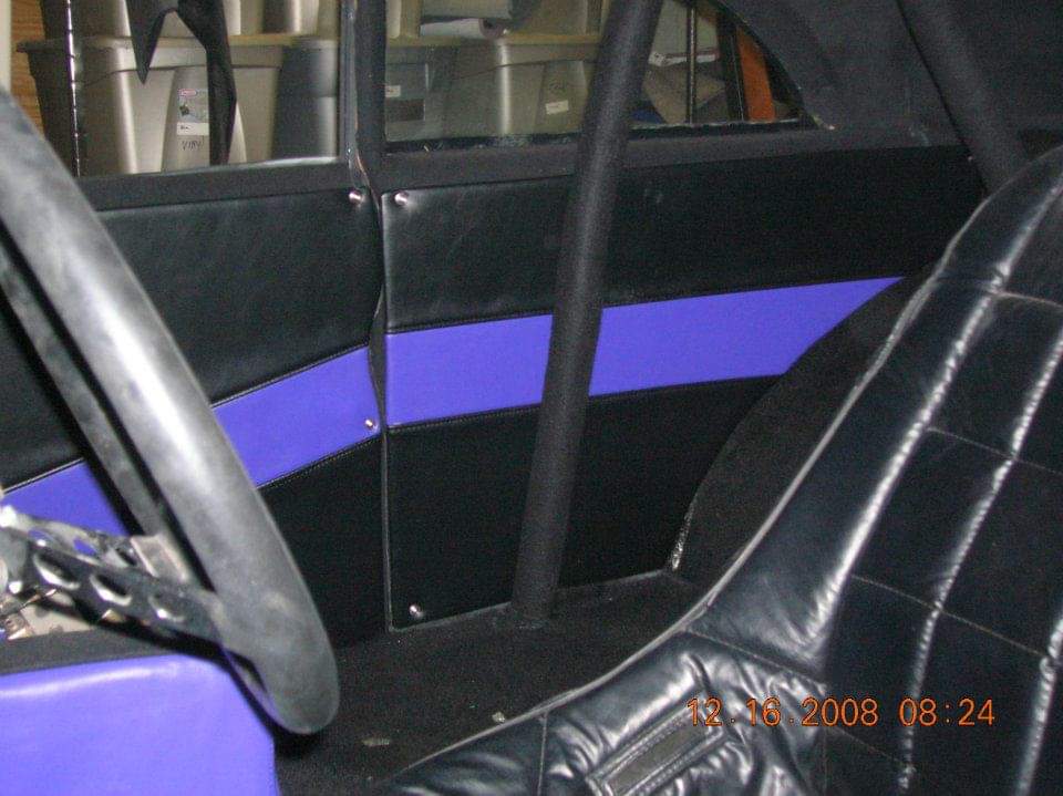 Custom auto Upholstery