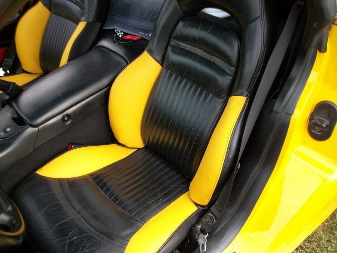 Custom auto Upholstery