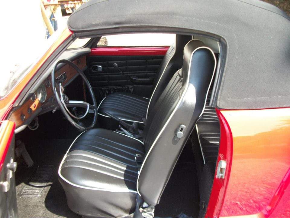 Custom auto Upholstery