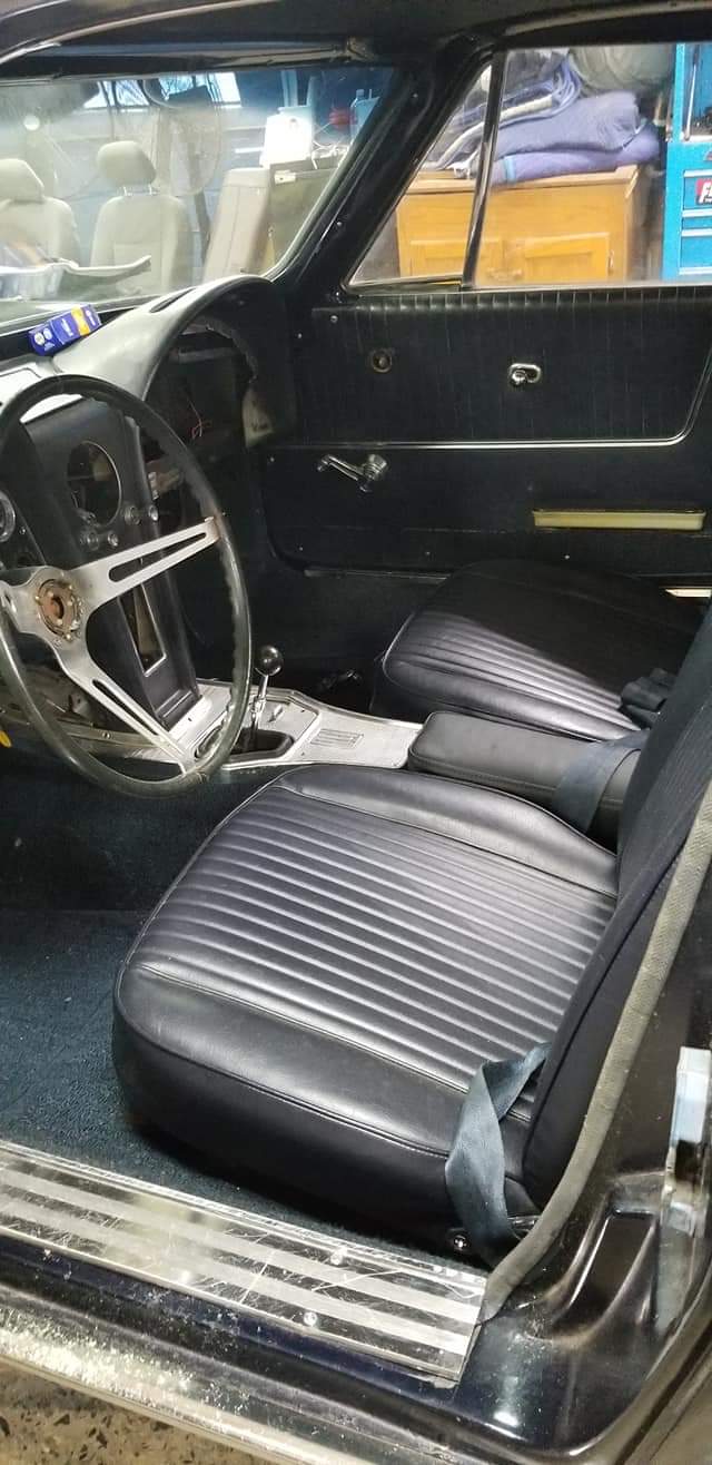 Custom auto Upholstery