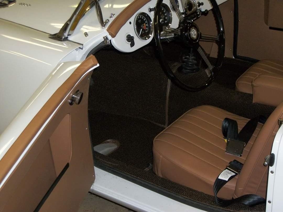 Custom auto Upholstery