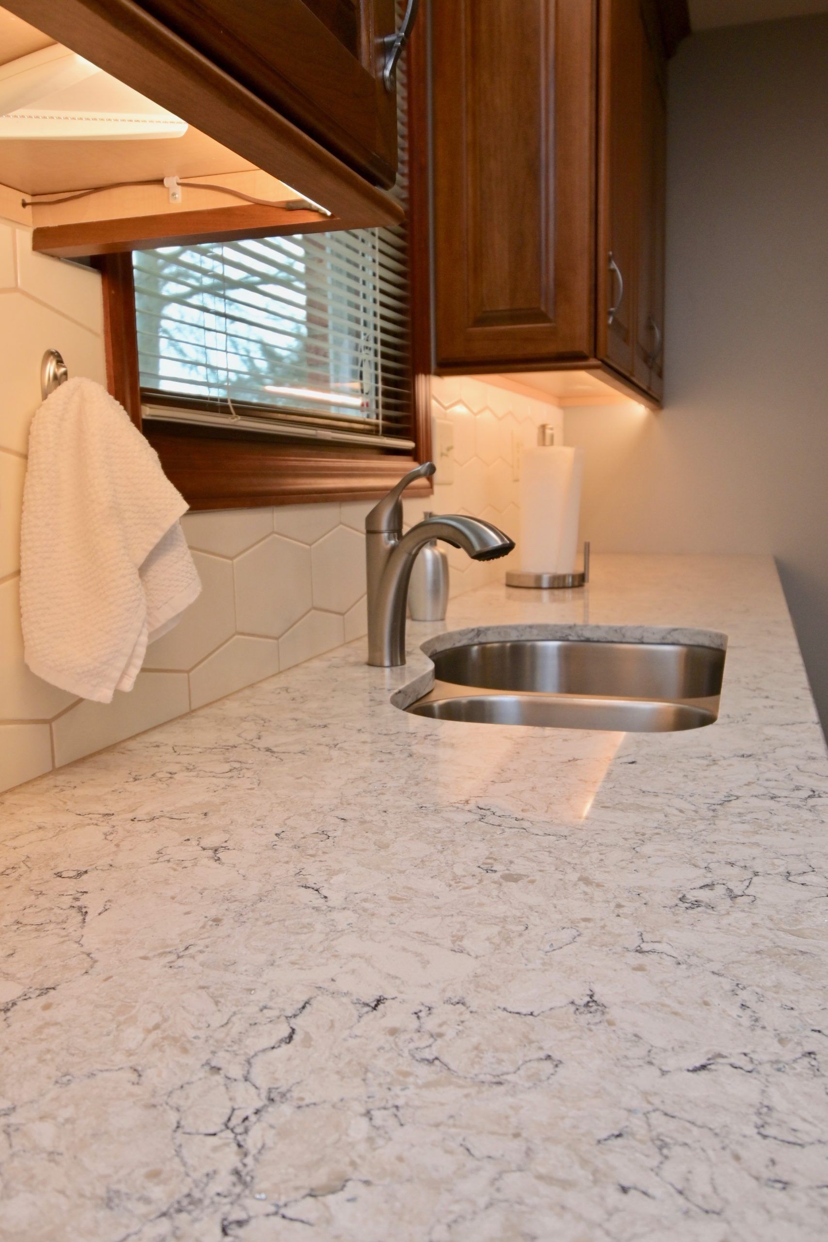 Trame Kitchen And Bathroom Remodel (Union, Kentucky) 02