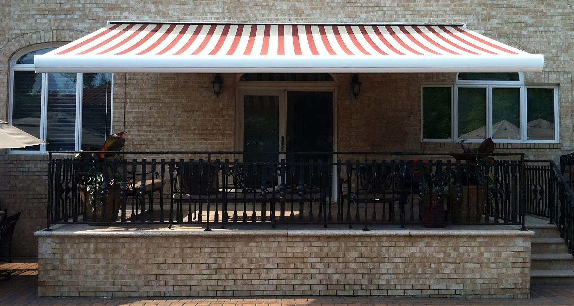 Retractable Awnings
