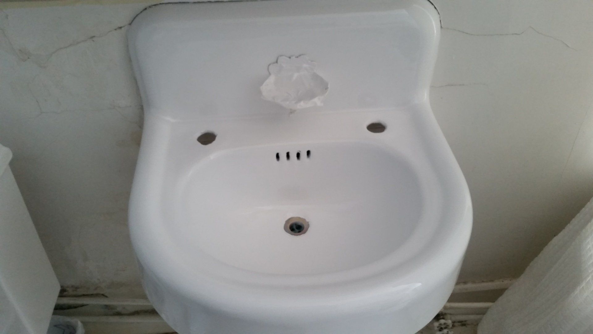 Sink refinishing after
