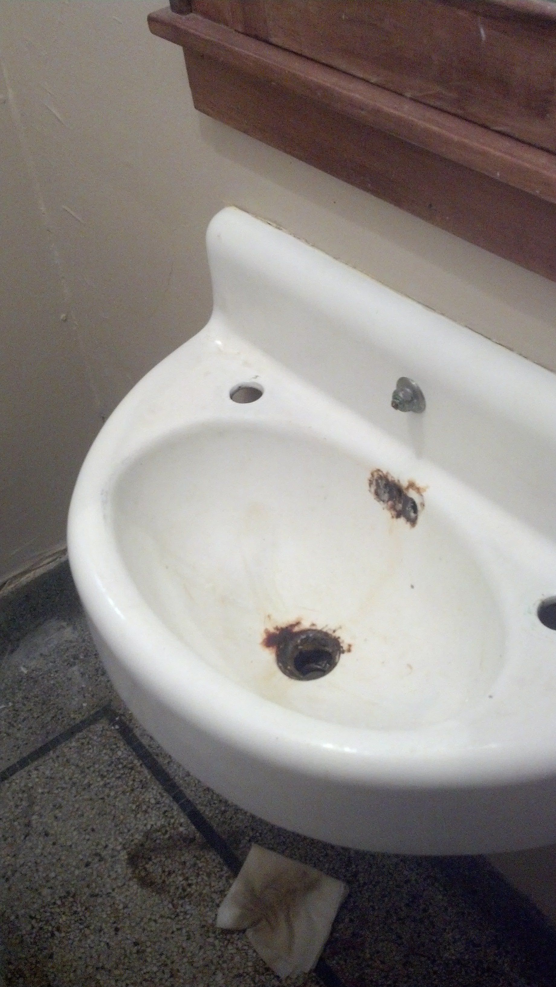 Sink refinishing before
