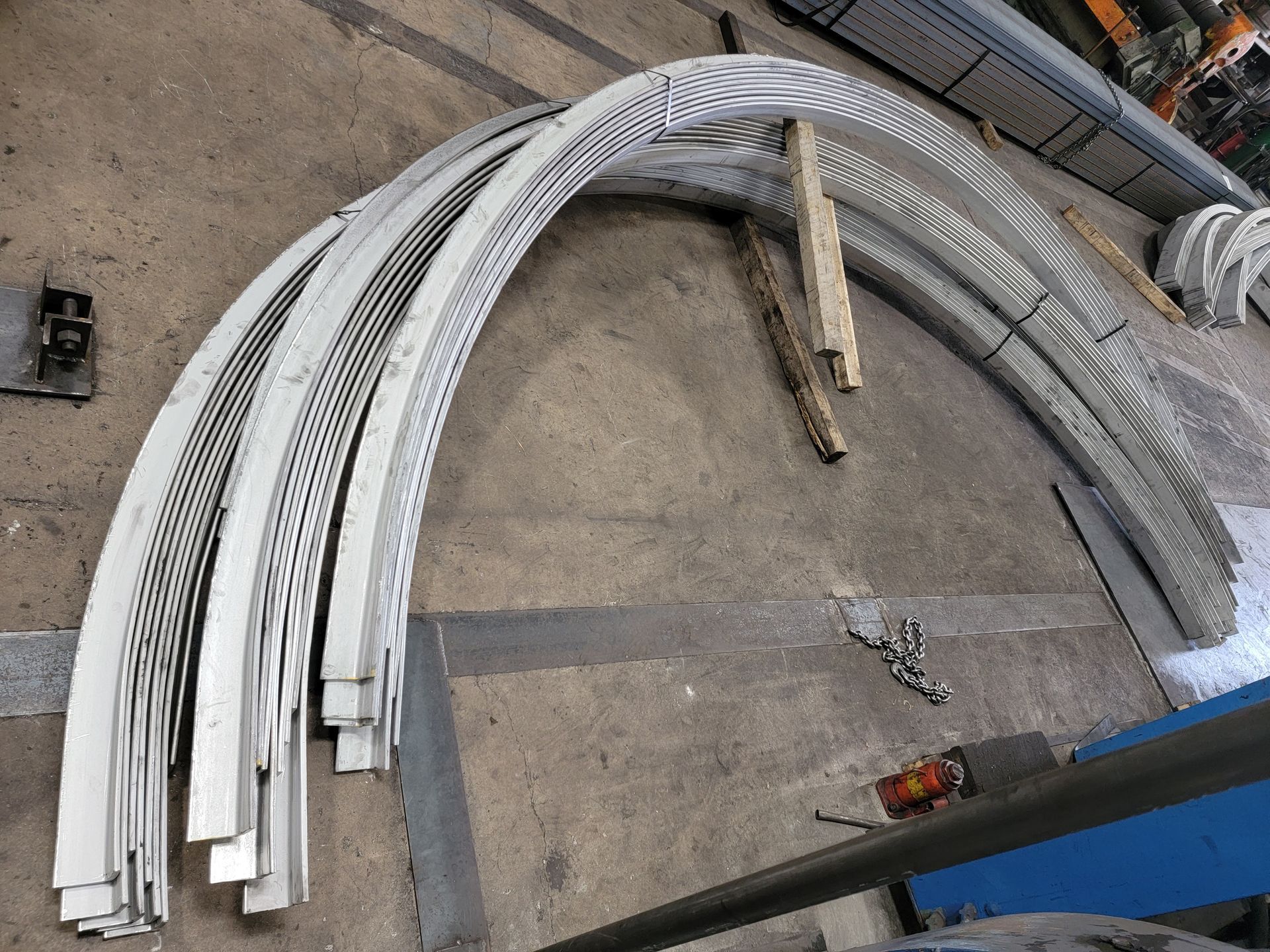 A bunch of metal pieces are stacked on top of each other