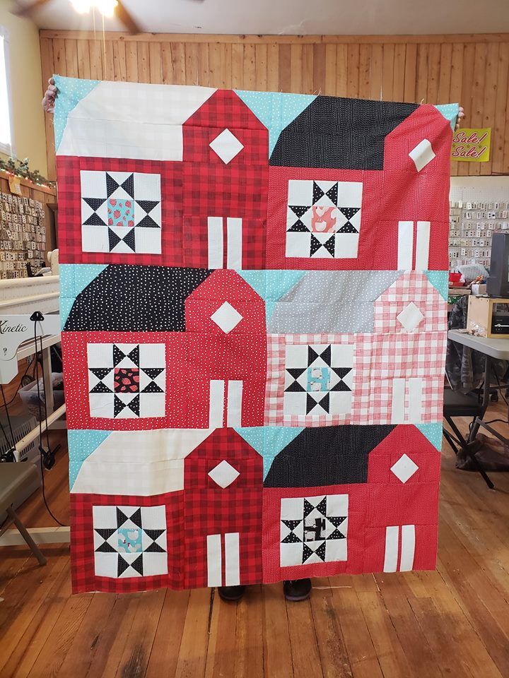 Quilted fabric with house patterns