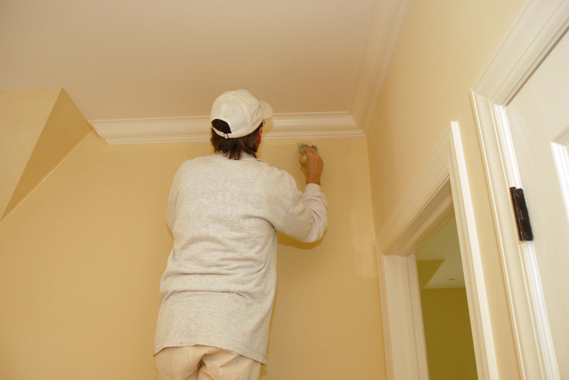 interior painting contractor