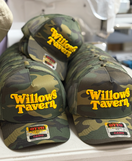 Camo baseball caps with embroidered 